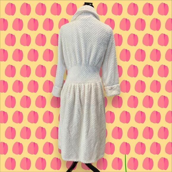 Suimo Women’s Cozy Belted White Wrap Robe NWT Size Medium - Picture 3 of 10